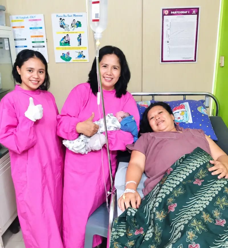 Kelahiran Buah Hati Penuh Haru, Didin Baharudin Apresiasi Kesabaran Bidan Mesrawati dan Audry